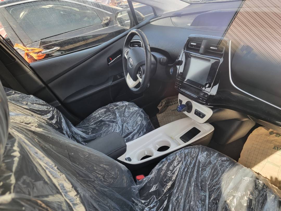 2016 TOYOTA PRIUS — 125404 Miles — Lot G3024931 - Marhaba Auctions Used Cars - Image 4