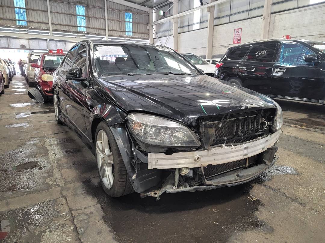 2011 MERCEDES BENZ C300 — 207335 Miles — Lot R170216 — Main - Marhaba Auctions Used Cars - Image 4