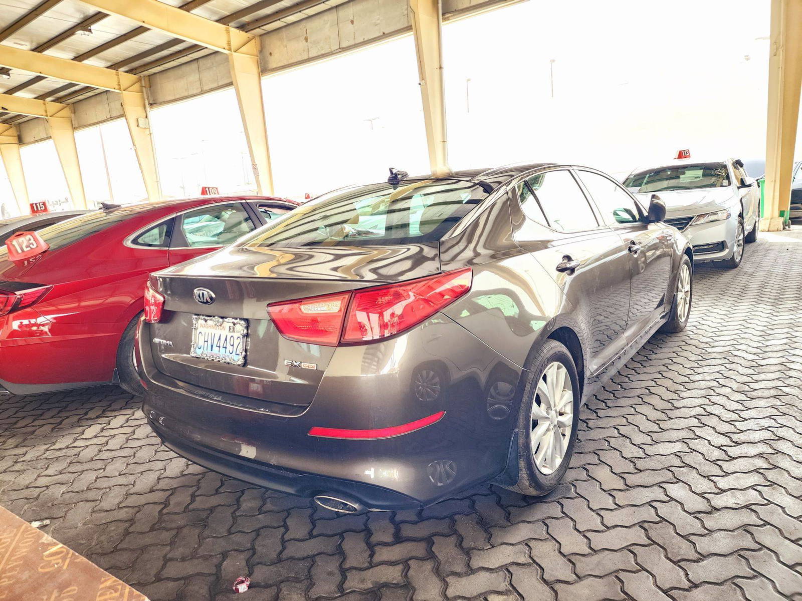 2014 KIA OPTIMA — 80210 Miles — Lot 918377 — Souq - Marhaba Auctions Used Cars - Image 3