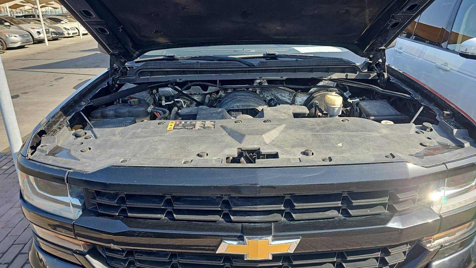 2017 CHEVROLET SILVERADO — 151206 Miles — Lot HZ368023 — Souq - Marhaba Auctions Used Cars - Image 4