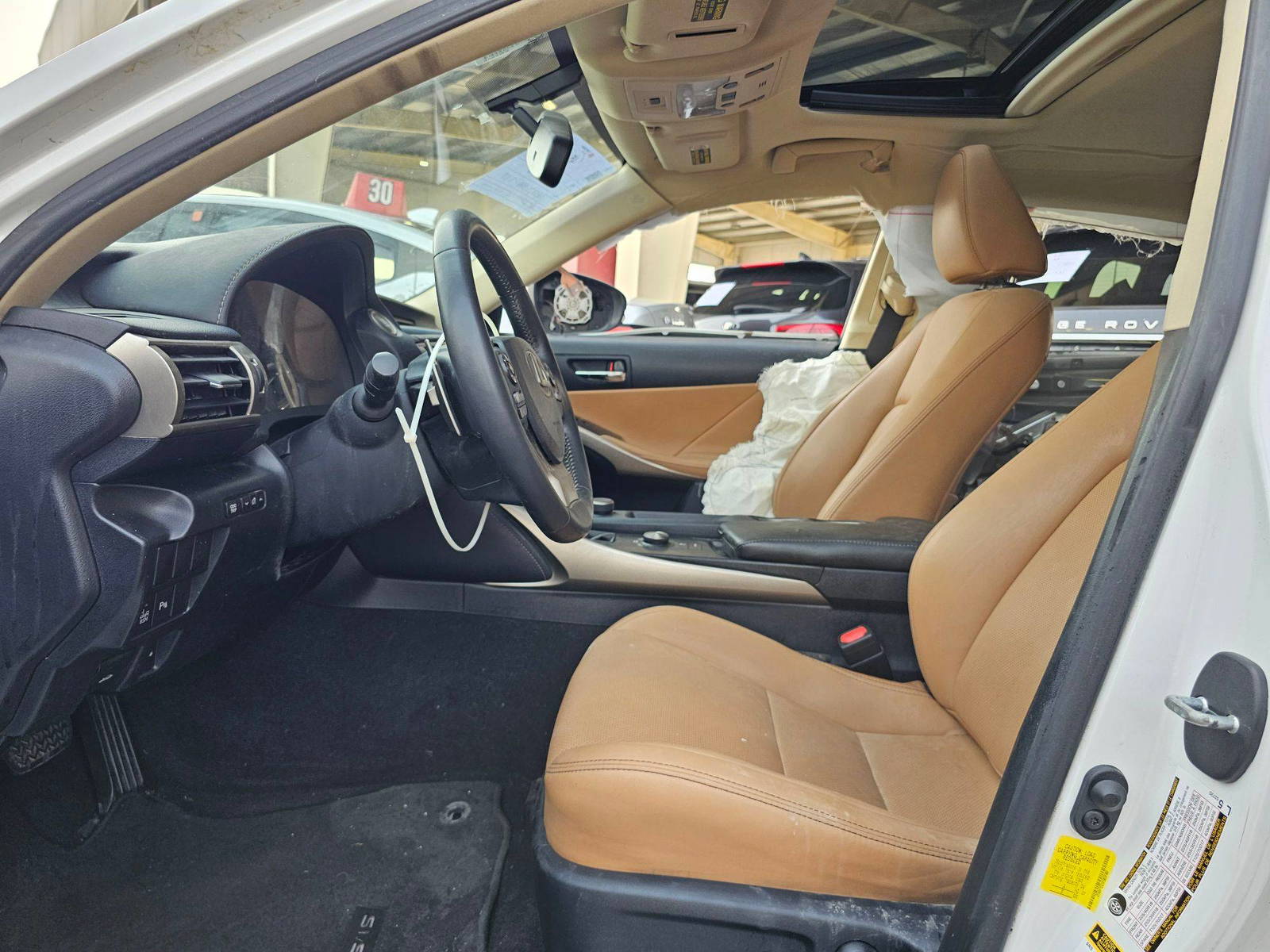 2015 LEXUS IS 250 — 187460 Miles — Lot 21F5059108 — Souq - Marhaba Auctions Used Cars - Image 8