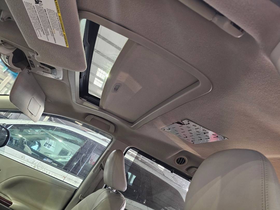 2011 TOYOTA SIENNA — 178736 Miles — Lot S146071 — Main - Marhaba Auctions Used Cars - Image 9