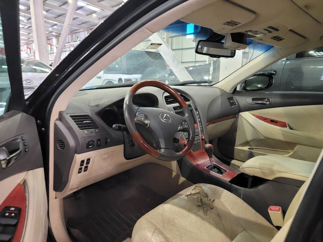2011 LEXUS ES 350 — 170603 Miles — Lot 2439813 — Main - Marhaba Auctions Used Cars - Image 6