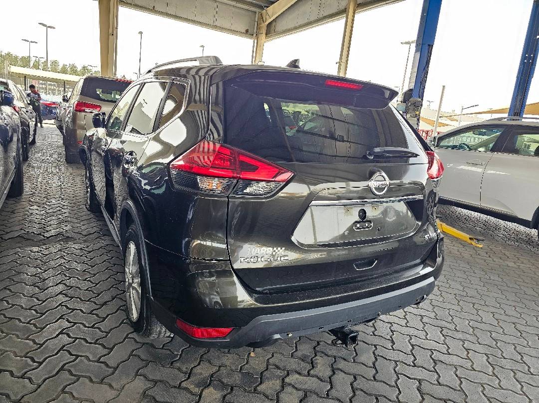 NISSAN ROGUE