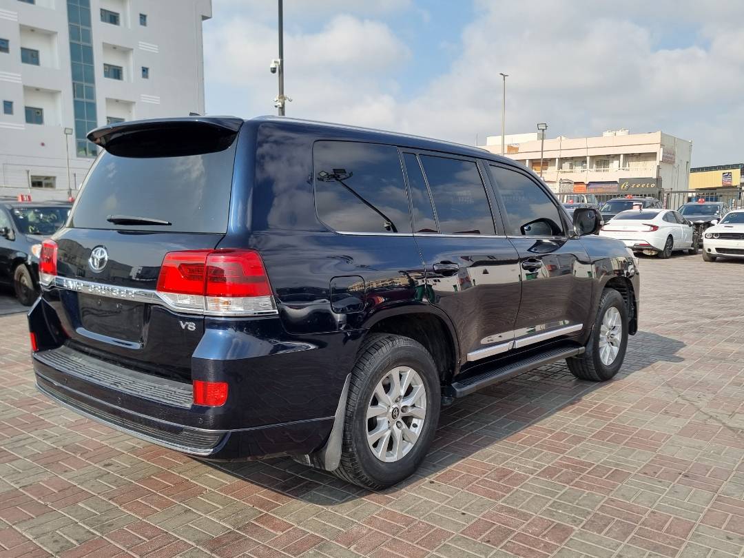 2019 TOYOTA LAND CRUISER — 91041 KM — Lot 215487 — Main - Marhaba Auctions Used Cars - Image 4