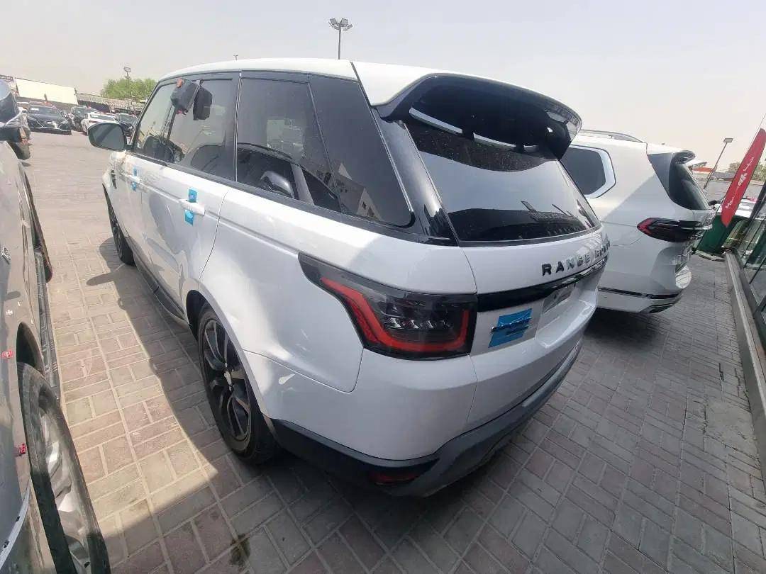 2019 LAND ROVER RANGE ROVER SPORT — 60924 Miles — Lot A847636 — Ind. 12 - Marhaba Auctions Used Cars - Image 4