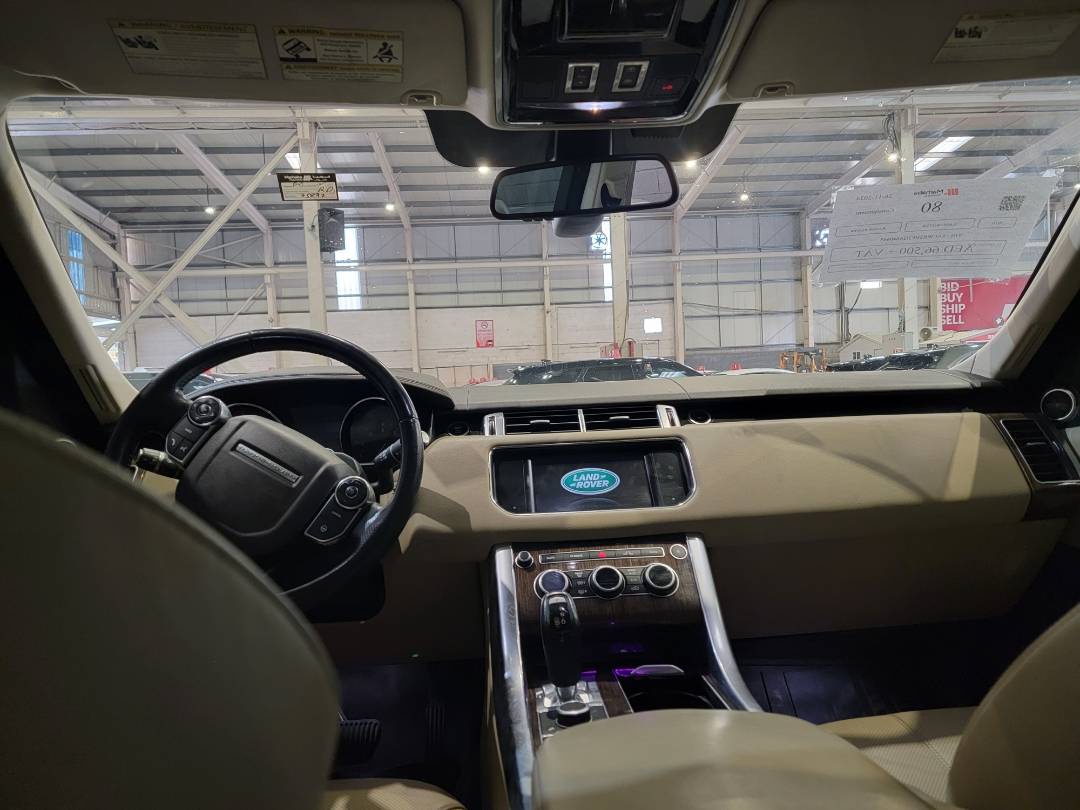 2016 LAND ROVER RANGE ROVER — 75897 Miles — Lot 640645 — Main - Marhaba Auctions Used Cars - Image 8