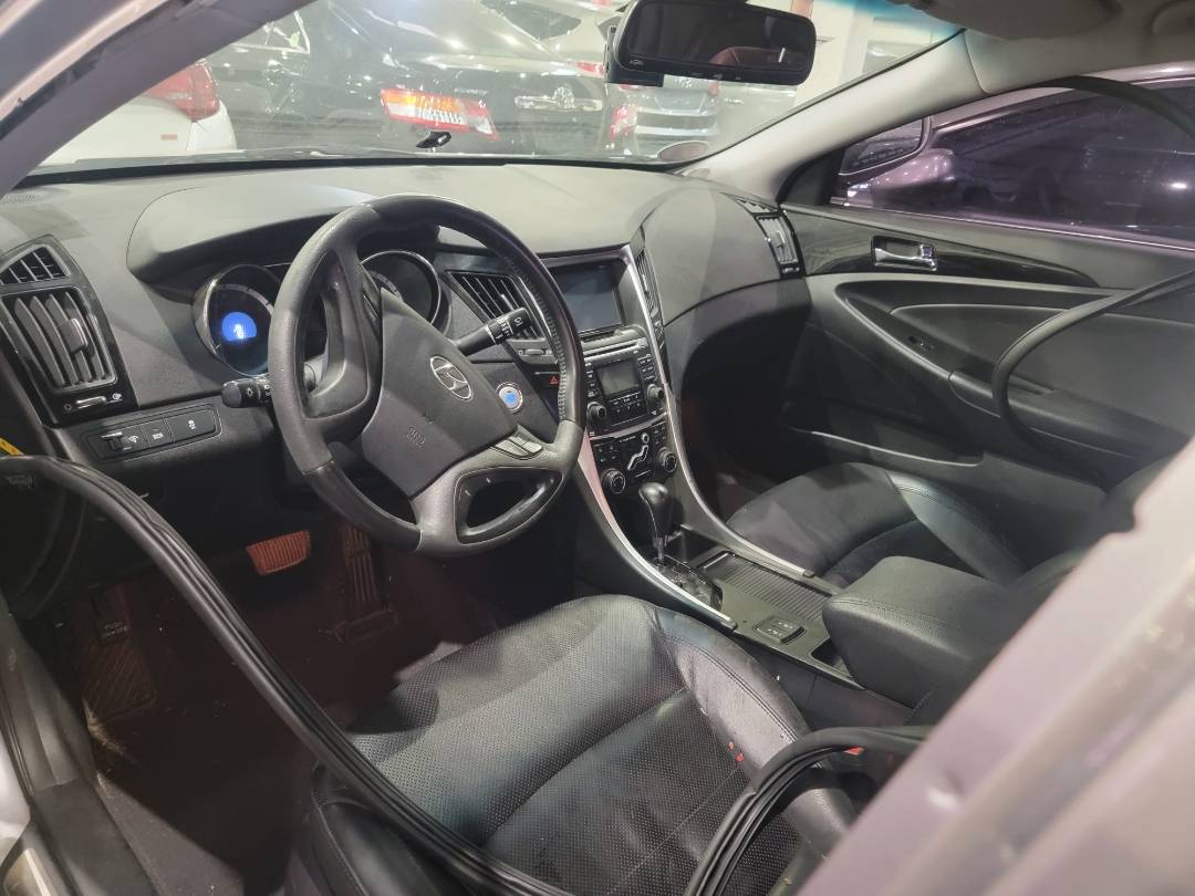 2011 HYUNDAI SONATA — 126728 KM — Lot 188299 — Main - Marhaba Auctions Used Cars - Image 8