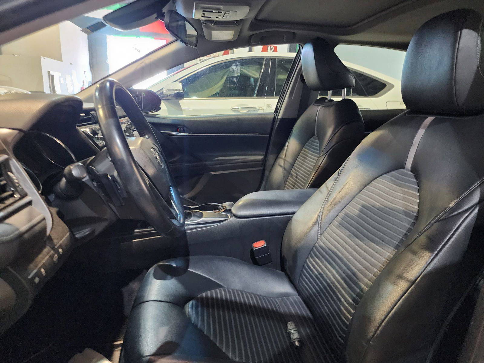 2018 TOYOTA CAMRY — 211562 Miles — Lot 64196944 — Main - Marhaba Auctions Used Cars - Image 9