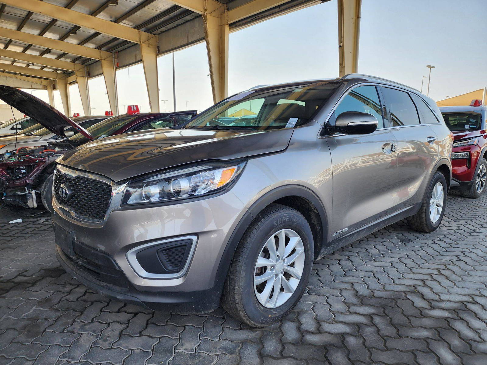 2018 KIA SORENTO — 164544 Miles — Lot 60928574 — Souq - Marhaba Auctions Used Cars - Image 4