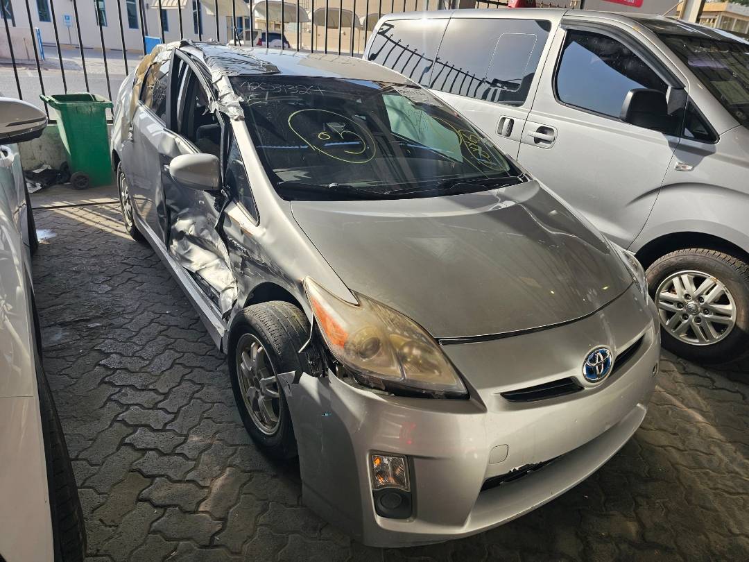 2010 TOYOTA PRIUS — 141503 Miles — Lot A5108849 — Main - Marhaba Auctions Used Cars - Image 4