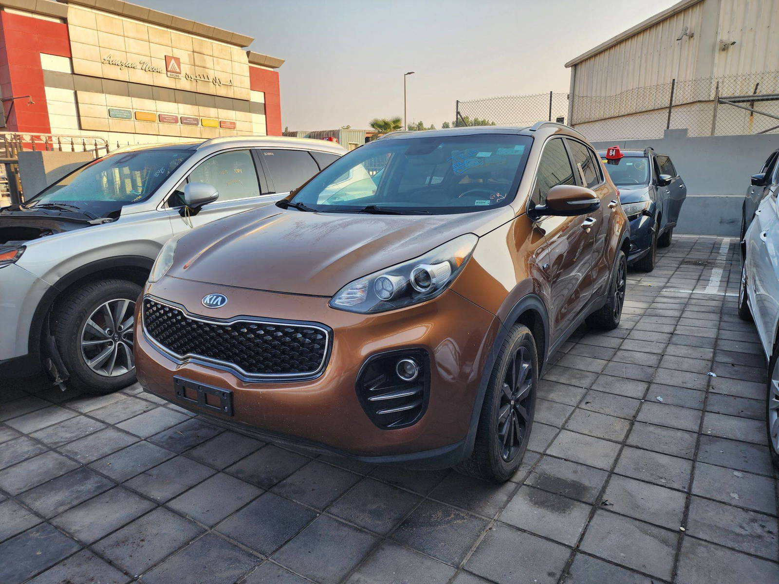 2017 KIA SPORTAGE — 139790 Miles — Lot 7042381 — Al Quoz - Marhaba Auctions Used Cars - Image 5