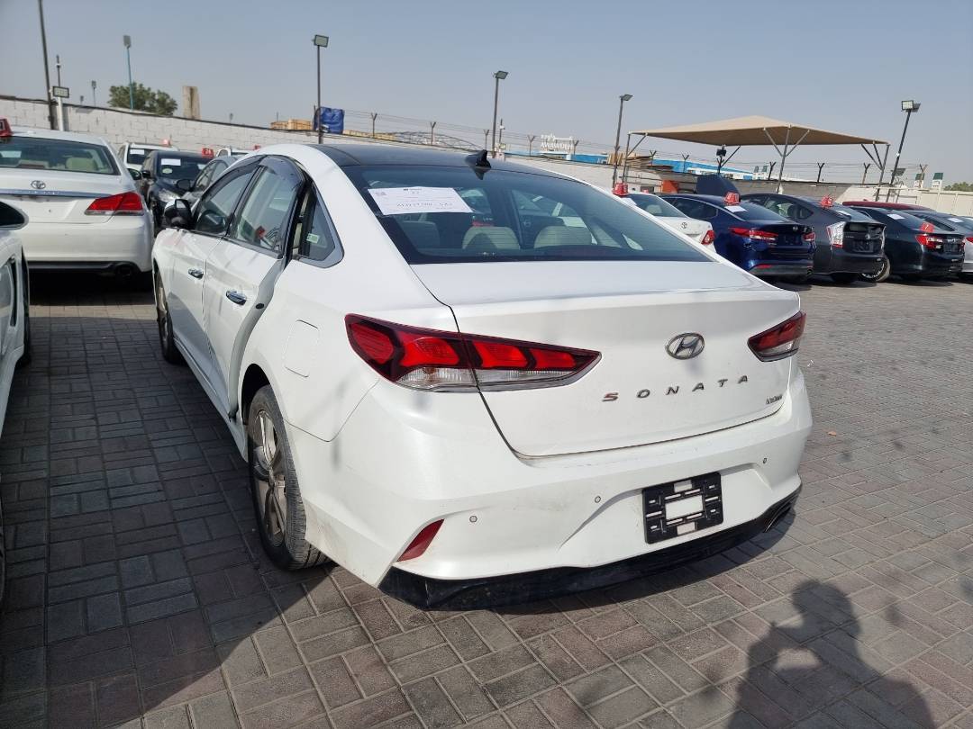 HYUNDAI SONATA SPORT 2018 - Marhaba Auction Used Cars - Image 4