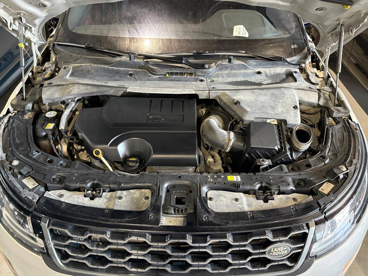 2020 RANGE ROVER EVOQUE — 113676 KM — Lot 45322 — Al Quoz - Marhaba Auctions Used Cars - Image 16