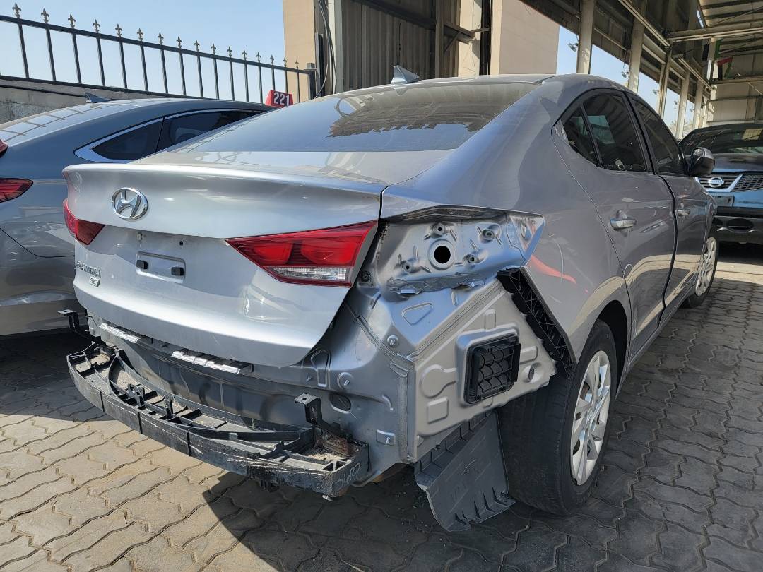 2017 HYUNDAI ELANTRA — 203102 Miles — Lot HH100718 — Main - Marhaba Auctions Used Cars - Image 3