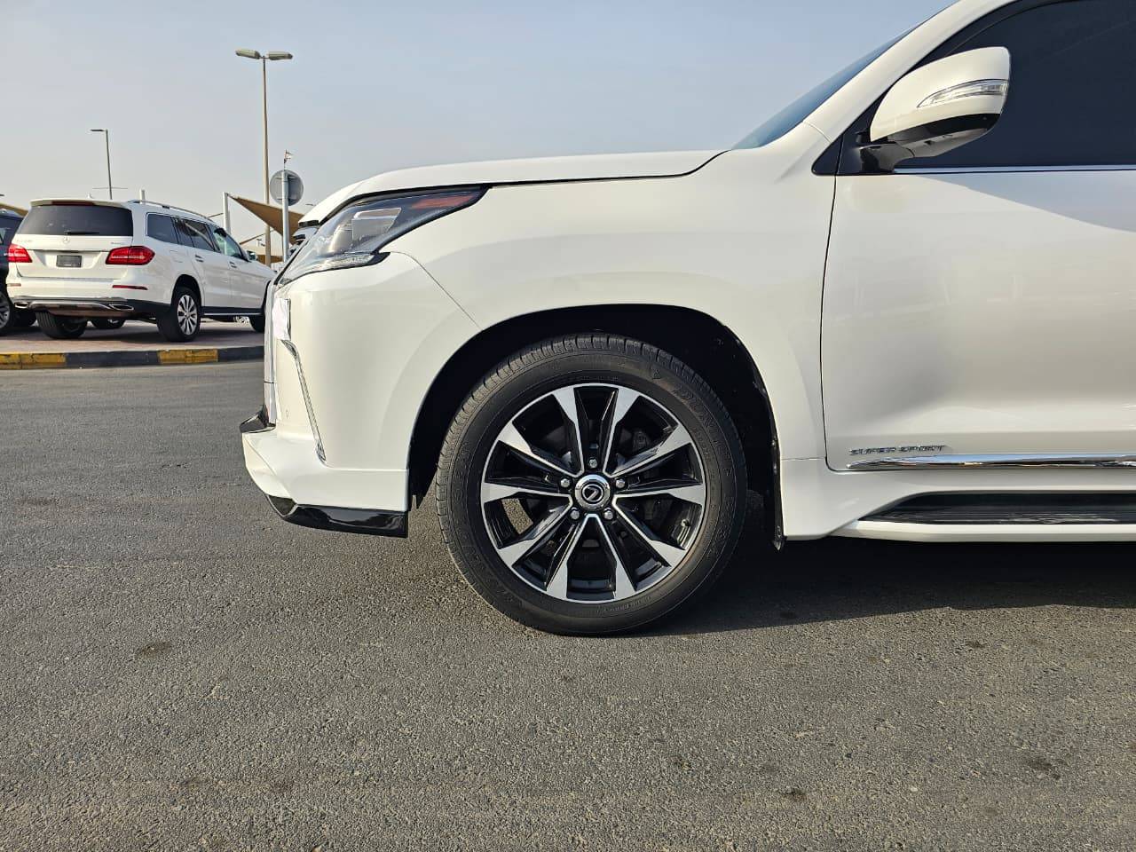 LEXUS LX 570 2019 - Marhaba Auction Used Cars - Image 14