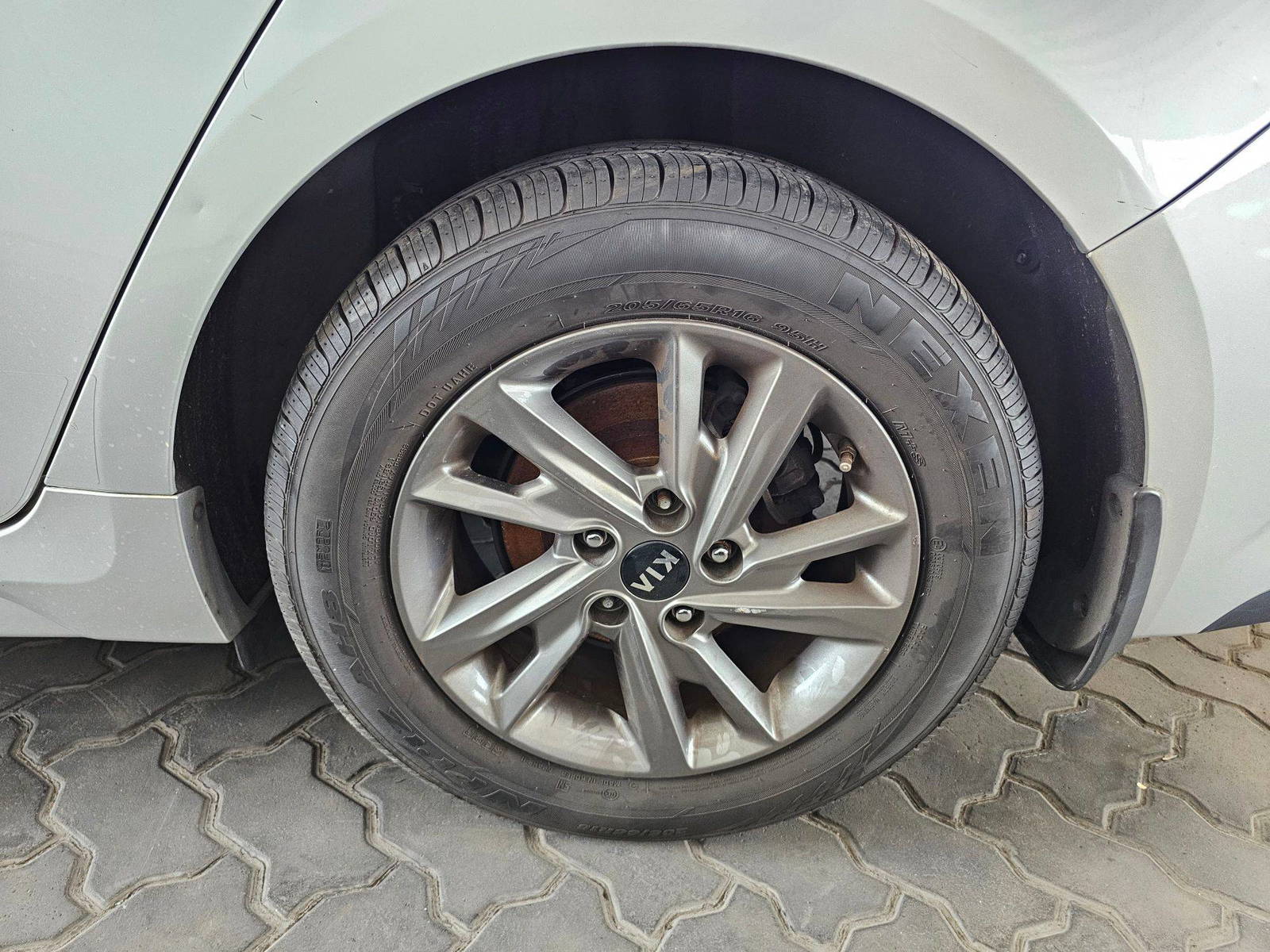 2019 KIA OPTIMA — 84150 Miles — Lot KG335607 — Main - Marhaba Auctions Used Cars - Image 9
