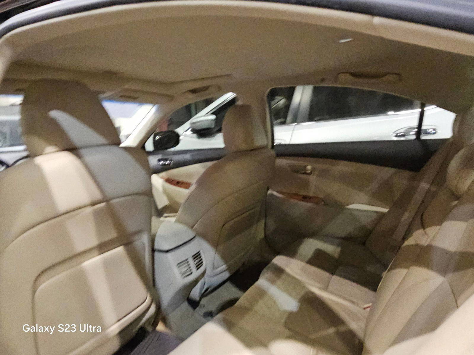 2011 LEXUS ES 350 — 158162 Miles — Lot 7B2423534 — Main - Marhaba Auctions Used Cars - Image 7