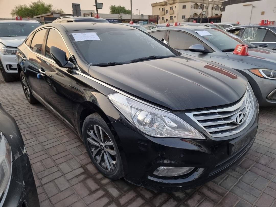 2012 HYUNDAI GRANDEUR — 155909 KM — Lot 141313 — Ind. 12 - Marhaba Auctions Used Cars - Image 3