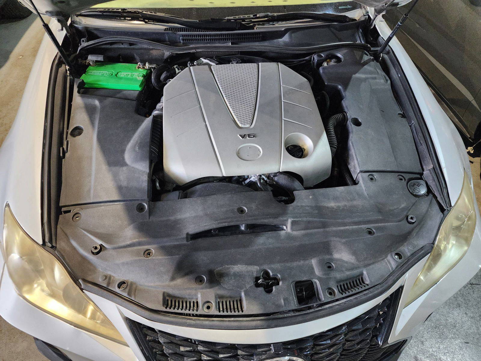 2008 LEXUS IS-350 — 279434 Miles — Lot 5018706 — Al Quoz - Marhaba Auctions Used Cars - Image 14