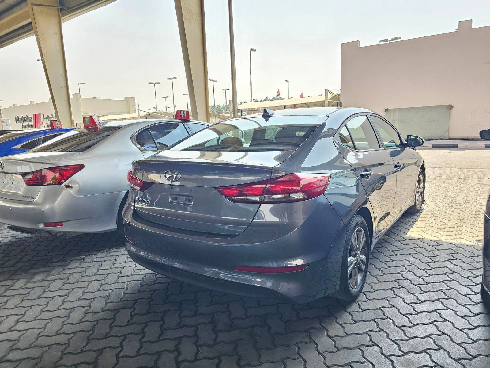 2017 HYUNDAI ELANTRA — 103281 KM — Lot 093695 — Main - Marhaba Auctions Used Cars - Image 3