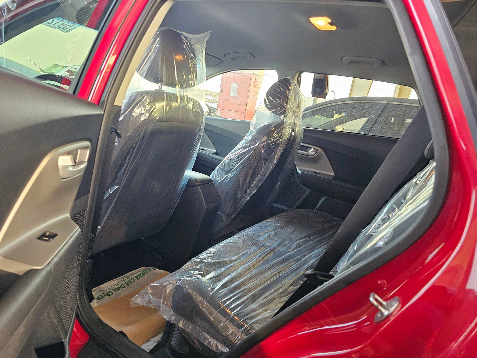 KIA Niro 2018 - Marhaba Auction Used Cars - Image 8