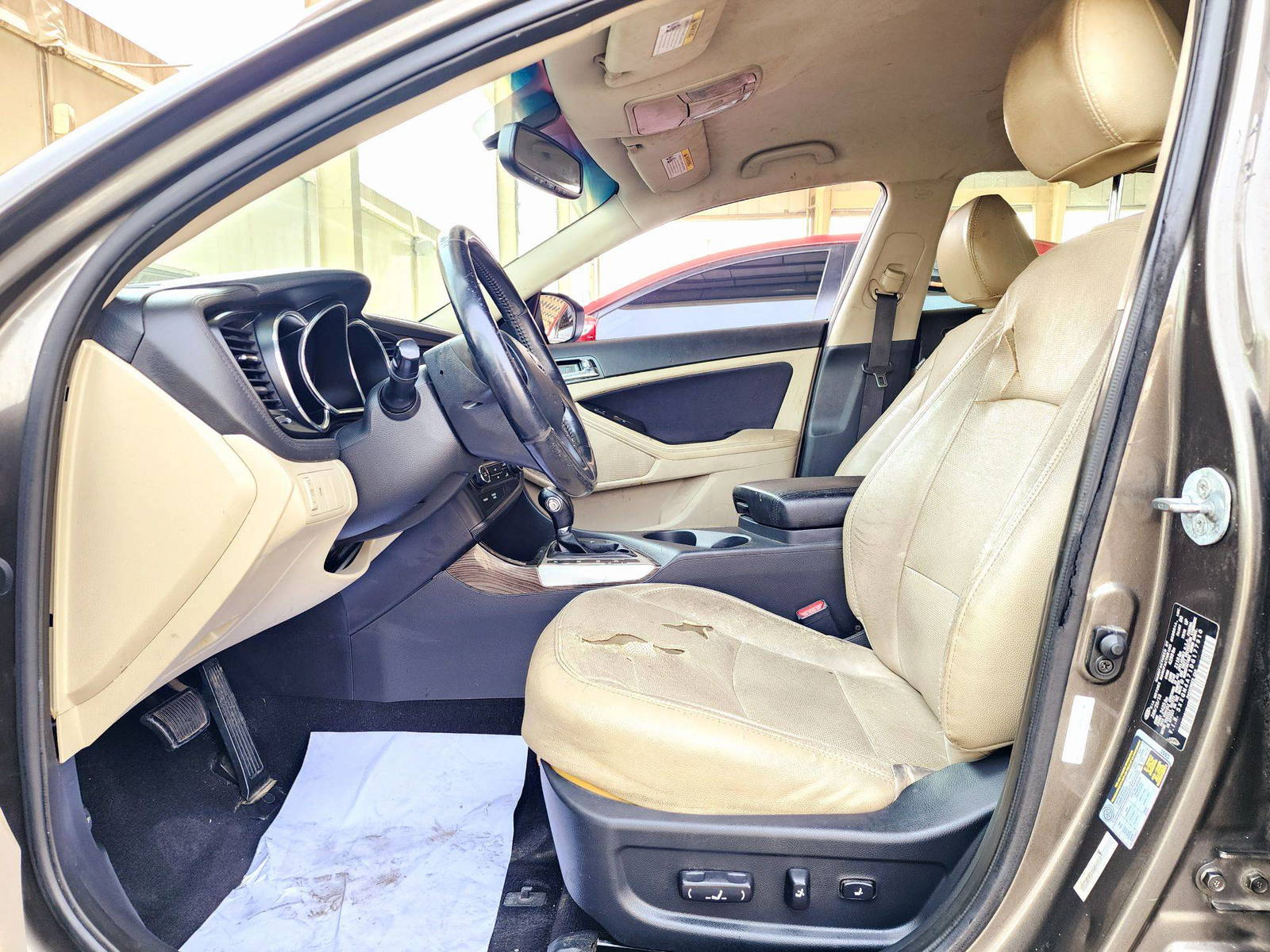2013 KIA OPTIMA — 162362 Miles — Lot 71DG177910 — Souq - Marhaba Auctions Used Cars - Image 8