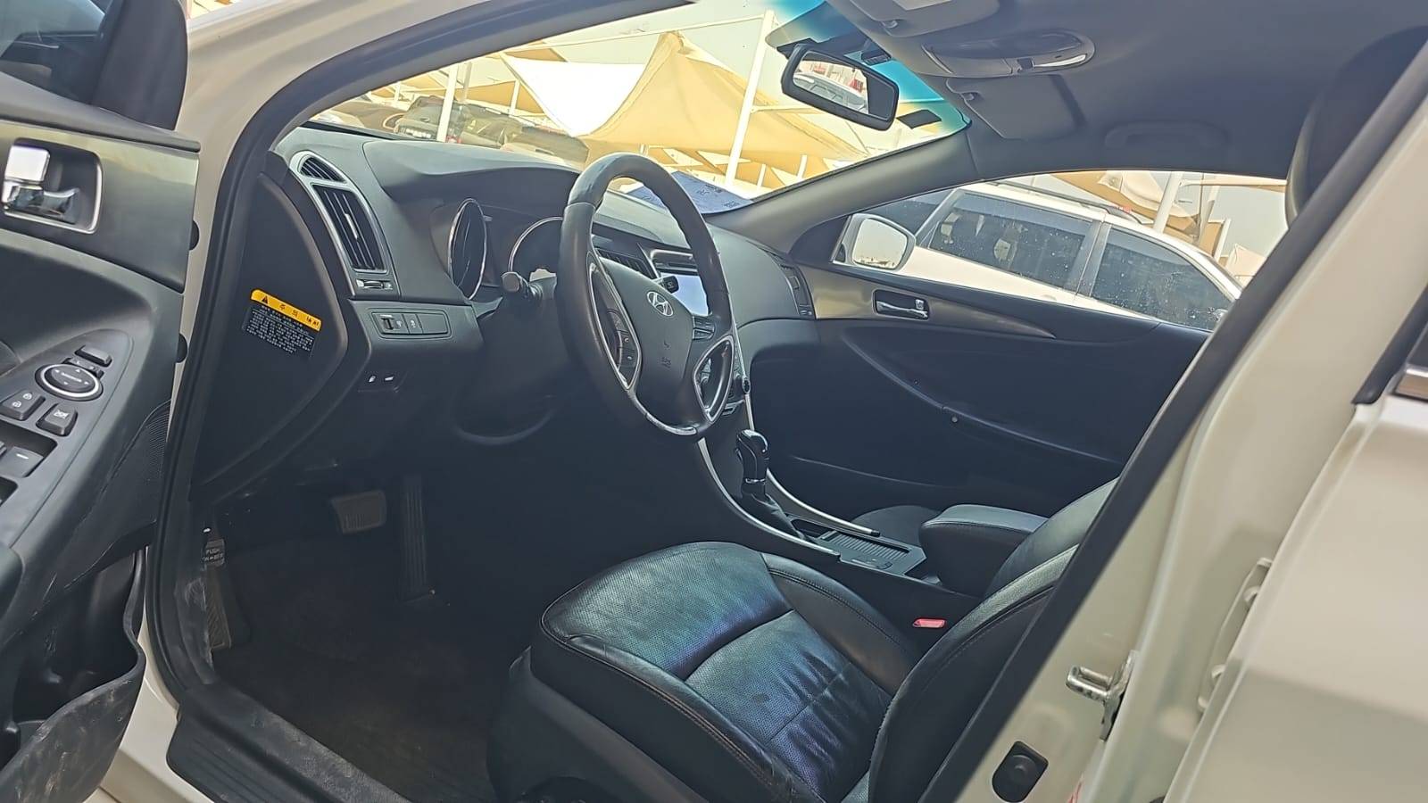 2012 HYUNDAI SONATA — 210683 KM — Lot CA039989 — Souq - Marhaba Auctions Used Cars - Image 5