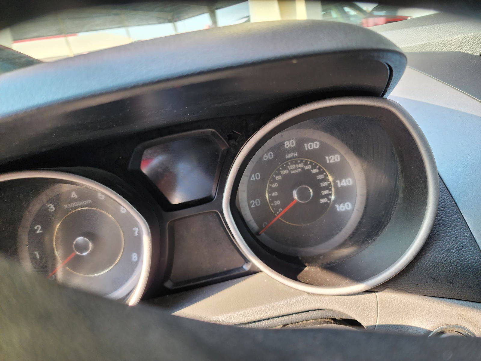2013 HYUNDAI ELANTRA — 130368 Miles — Lot 61686683 - Marhaba Auctions Used Cars - Image 5