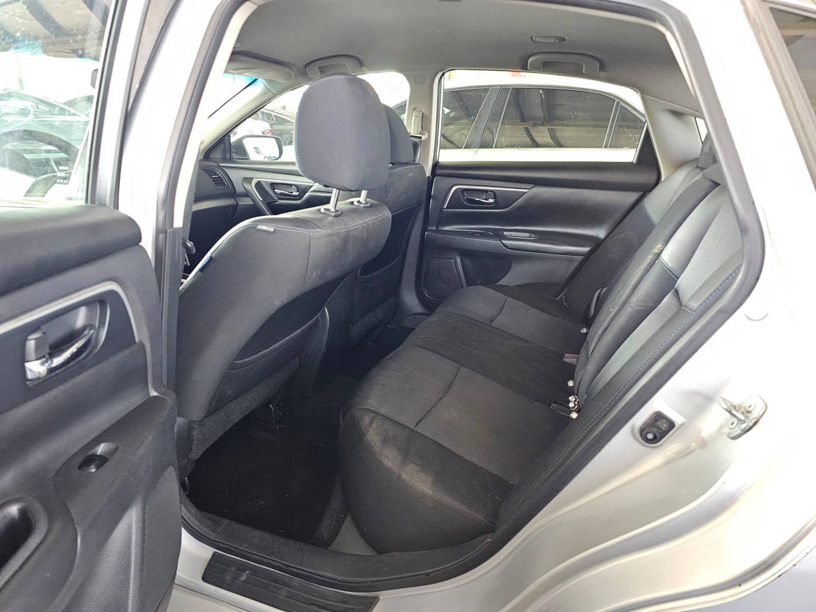 2016 NISSAN ALTIMA — 162505 Miles — Lot 42198483 — Souq - Marhaba Auctions Used Cars - Image 7