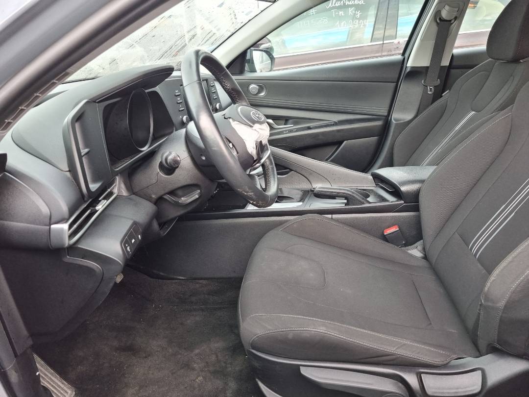 2021 HYUNDAI ELANTRA — 45759 KM — Lot 125487 — Ind. 12 - Marhaba Auctions Used Cars - Image 8