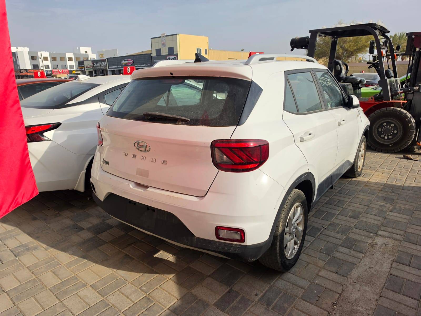 HYUNDAI VENUE SEL 2020 - Marhaba Auction Used Cars - Image 5