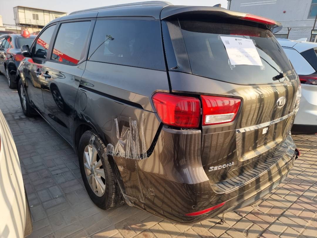 KIA SEDONA 2016 - Marhaba Auction Used Cars - Image 4