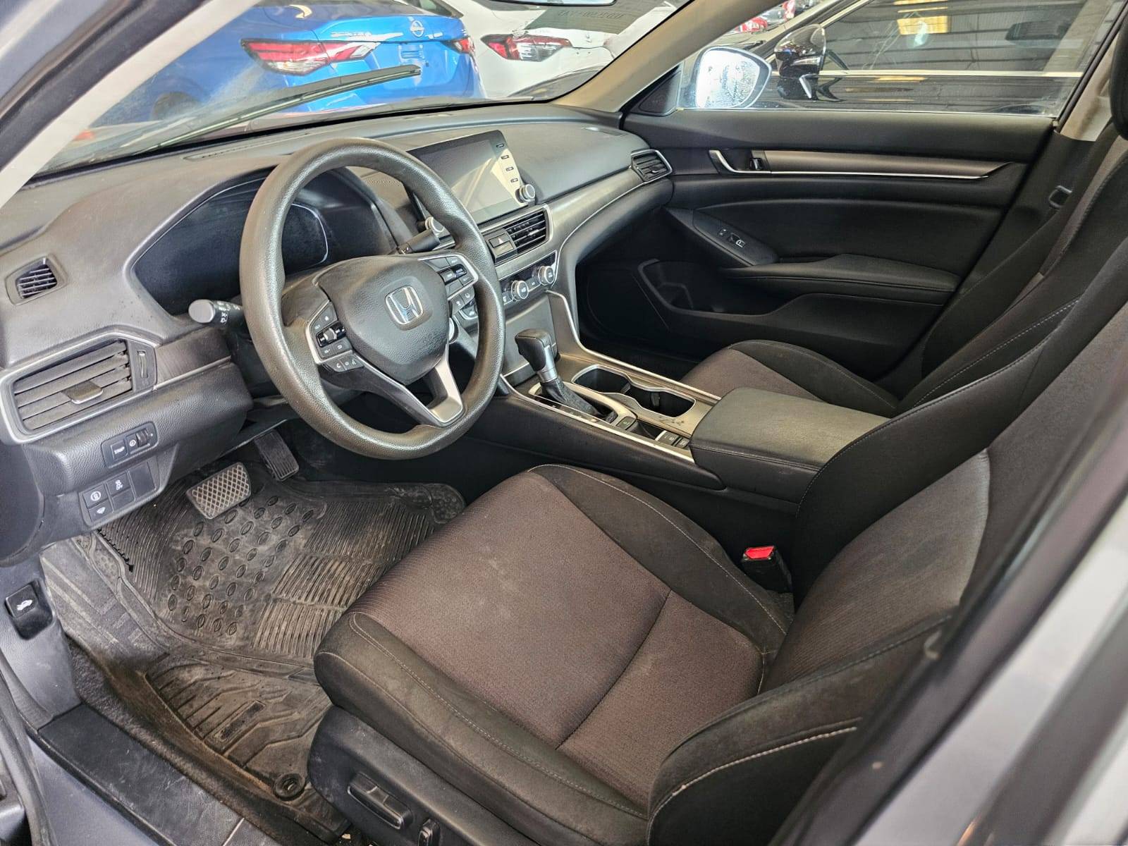 2020 HONDA ACCORD — 82007 KM — Lot 804682 — Main - Marhaba Auctions Used Cars - Image 6