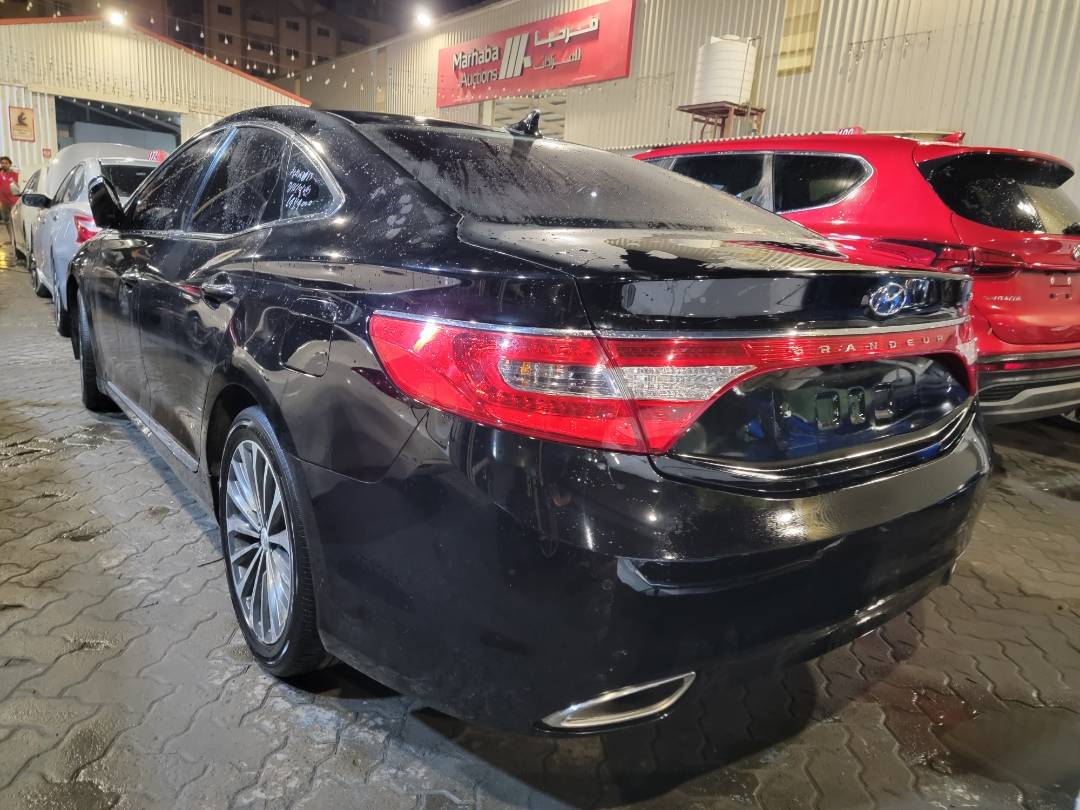 2013 HYUNDAI GRANDEUR — 136953 KM — Lot 268692 — Main - Marhaba Auctions Used Cars - Image 3