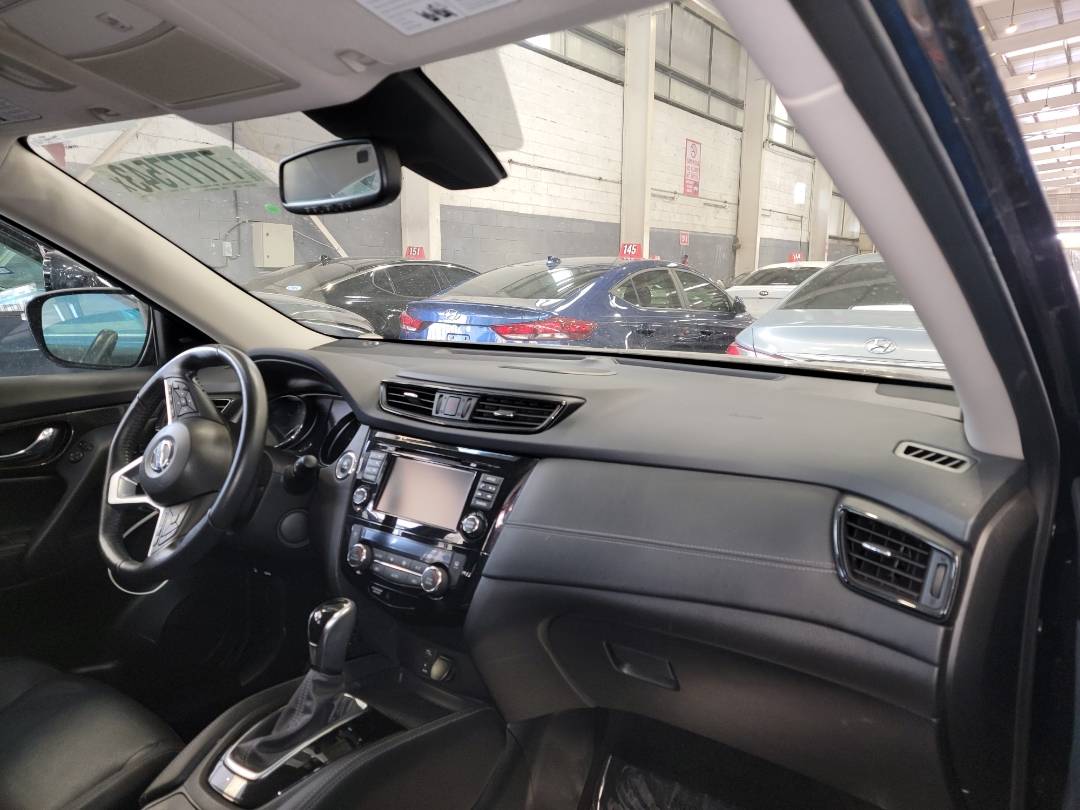 2017 NISSAN ROGUE — 151719 Miles — Lot HW381048 - Marhaba Auctions Used Cars - Image 5