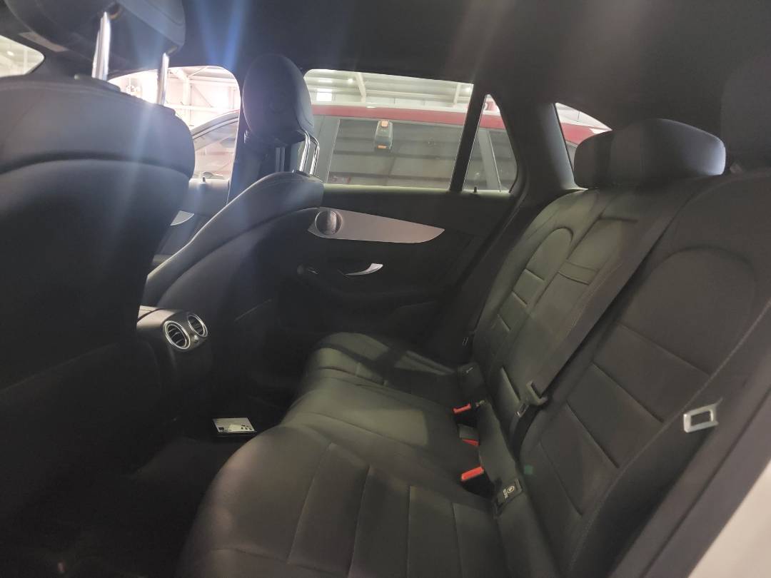 2020 MERCEDES BENZ GLC-300 — 25819 Miles — Lot F739931 — Main - Marhaba Auctions Used Cars - Image 6