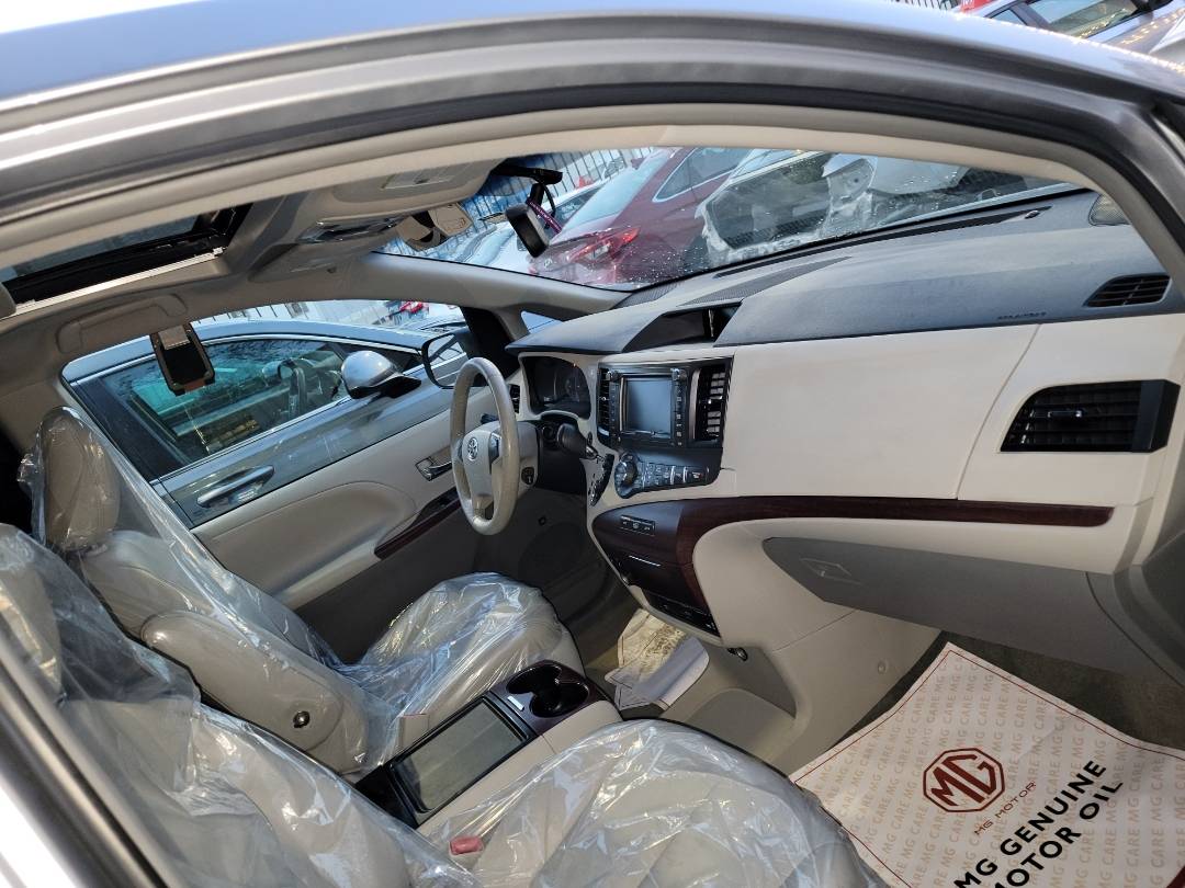 TOYOTA SIENNA 2012 - Marhaba Auction Used Cars - Image 13