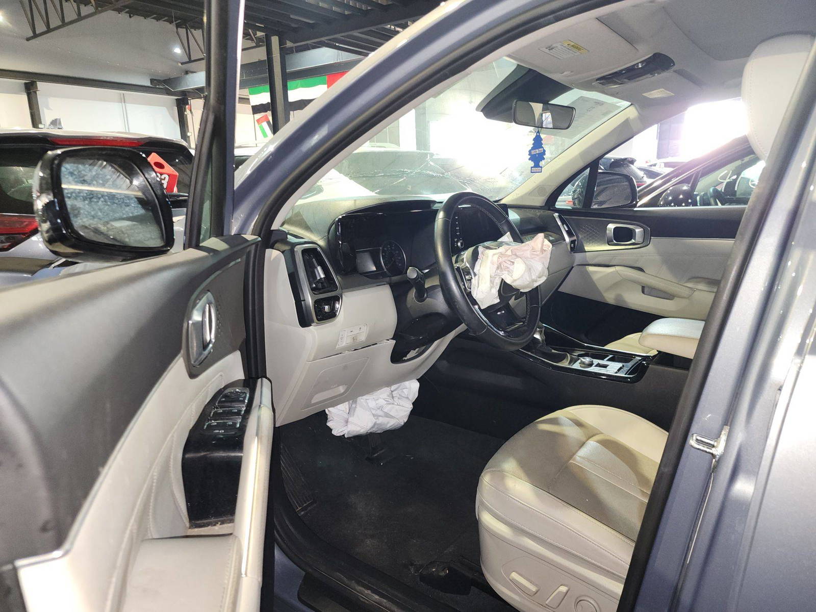 2021 KIA SORENTO — 24061 Miles — Lot 31525 — Souq - Marhaba Auctions Used Cars - Image 6