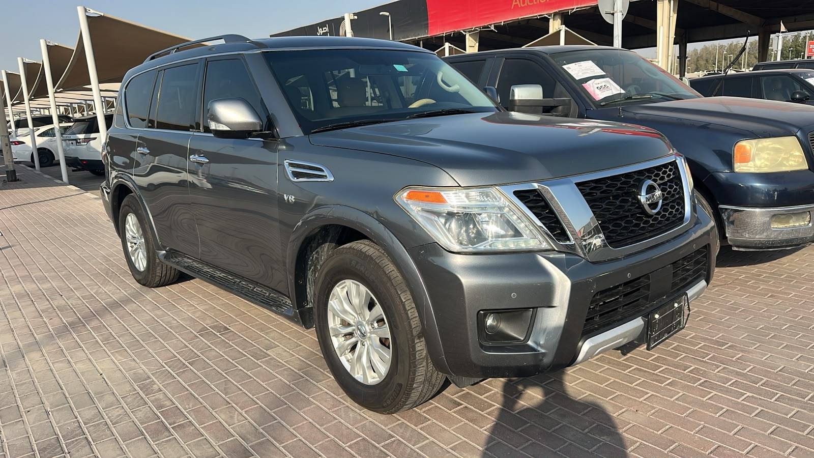 Nissan Armada 2017 view 2