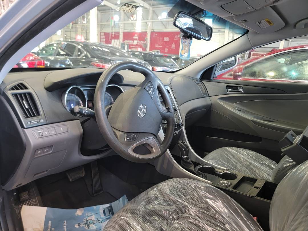 2014 HYUNDAI SONATA — 204552 Miles — Lot 904758 — Main - Marhaba Auctions Used Cars - Image 6