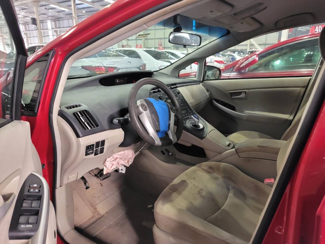 2010 TOYOTA PRIUS — 179045 Miles — Lot 0003942 — Main - Marhaba Auctions Used Cars - Image 6