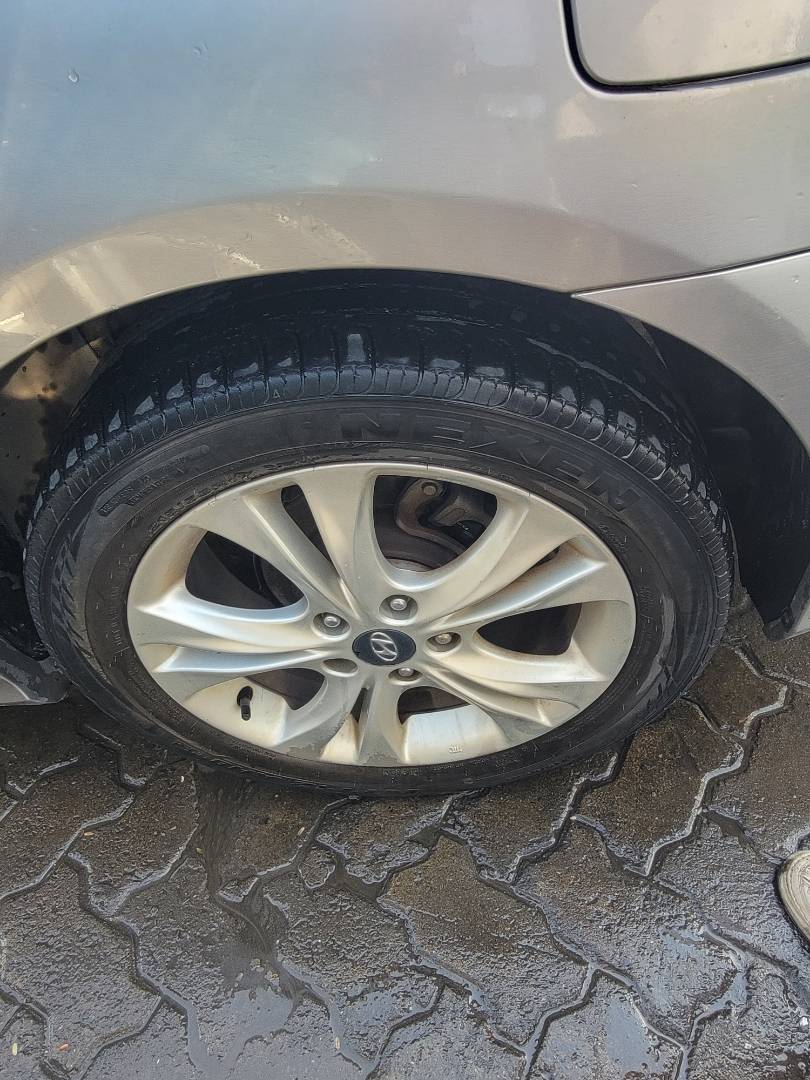 2010 HYUNDAI SONATA — 106413 KM — Lot 061831 — Main - Marhaba Auctions Used Cars - Image 8