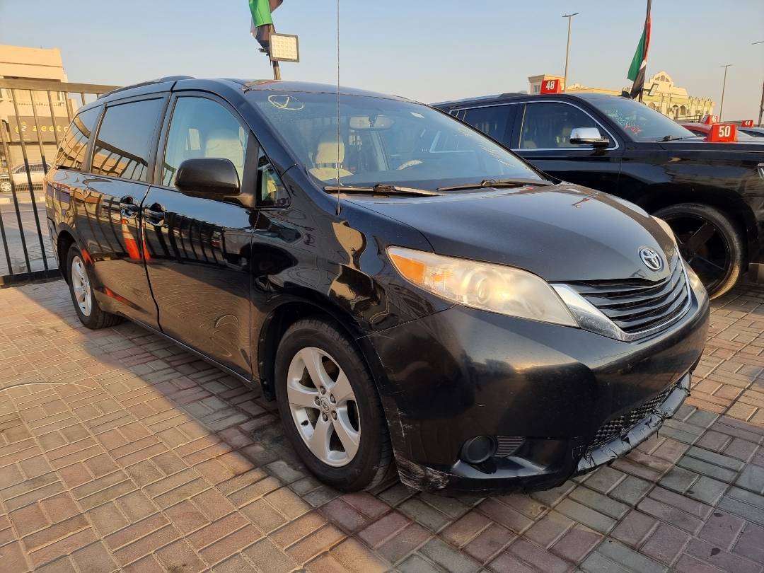 2011 TOYOTA SIENNA — 199264 Miles — Lot 214578 — Ind. 12 - Marhaba Auctions Used Cars - Image 3