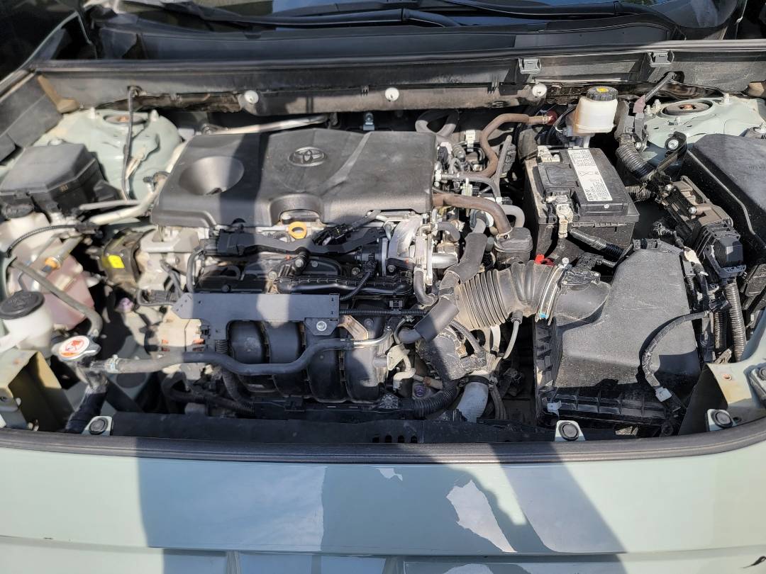 2019 TOYOTA RAV4 — 45361 Miles — Lot KW046555 — Main - Marhaba Auctions Used Cars - Image 12