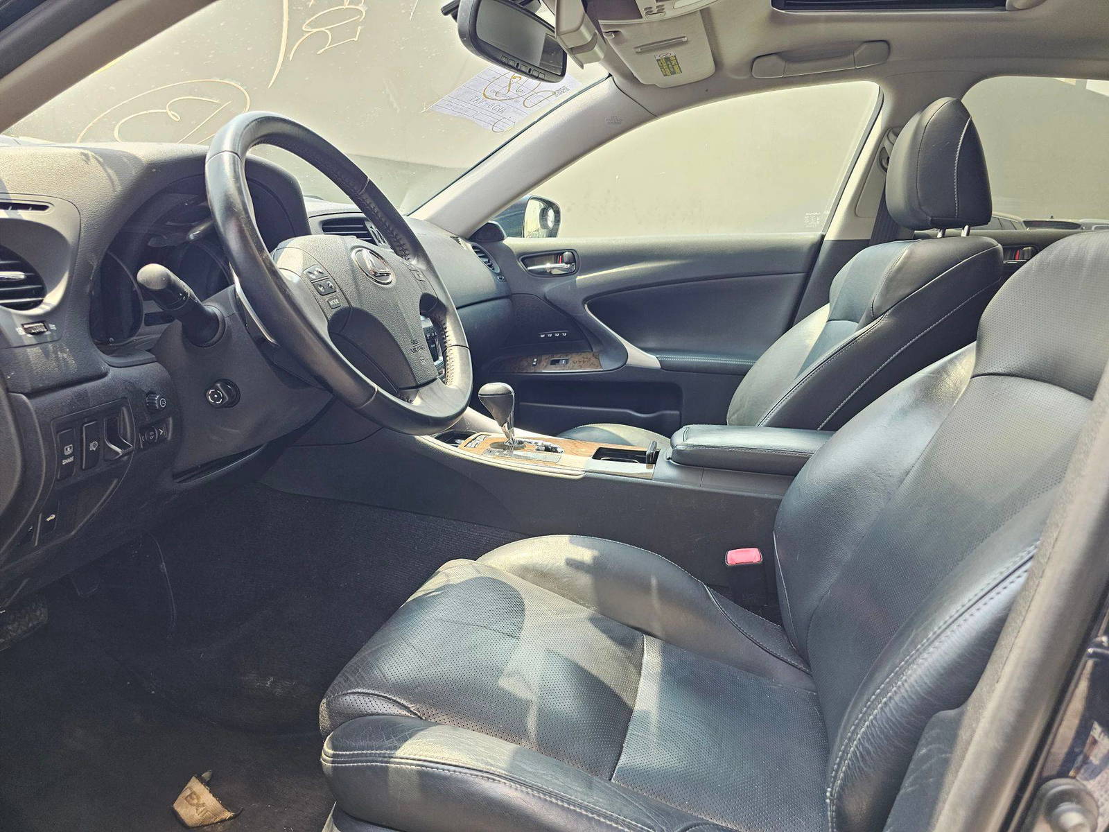 2010 LEXUS IS 250 — 180133 Miles — Lot A5038073 — Souq - Marhaba Auctions Used Cars - Image 9