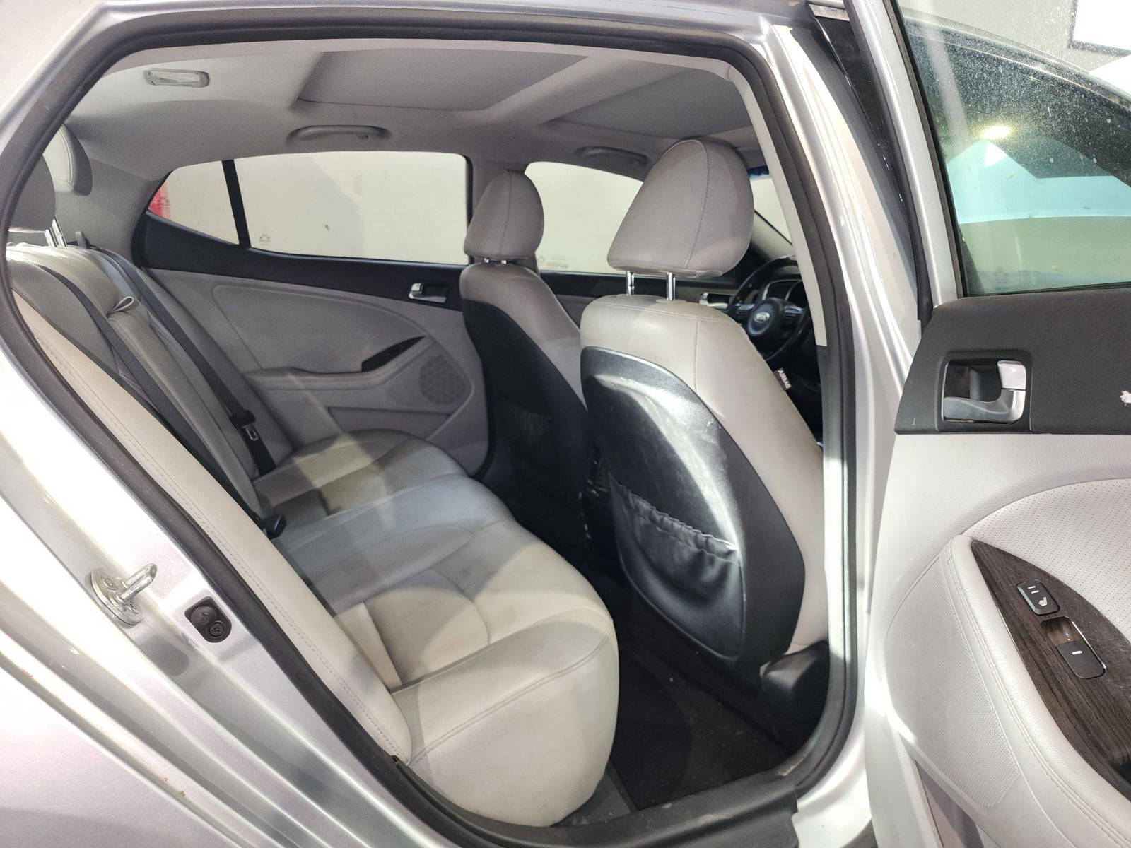 2015 KIA OPTIMA — 147902 Miles — Lot 74363434 — Al Quoz - Marhaba Auctions Used Cars - Image 8