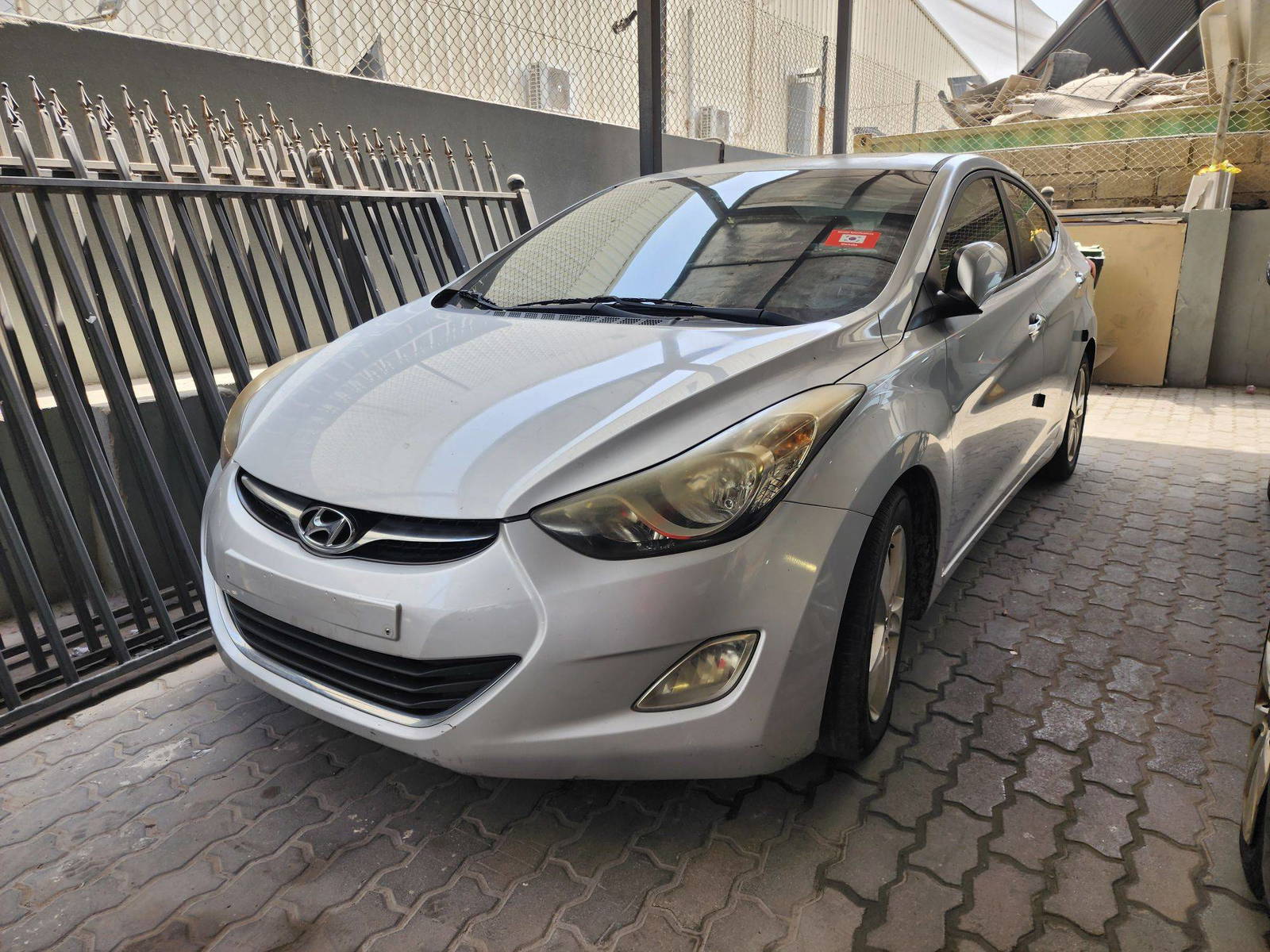 2012 HYUNDAI AVANTE — 230272 KM — Lot 194431 — Al Quoz - Marhaba Auctions Used Cars - Image 5