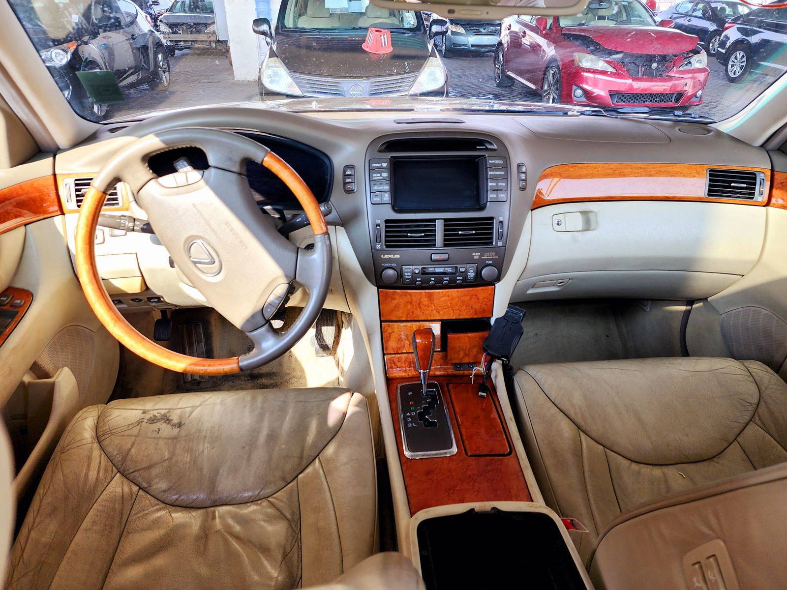 2001 LEXUS LS 430 — 285515 Miles — Lot 214587 — Souq - Marhaba Auctions Used Cars - Image 7