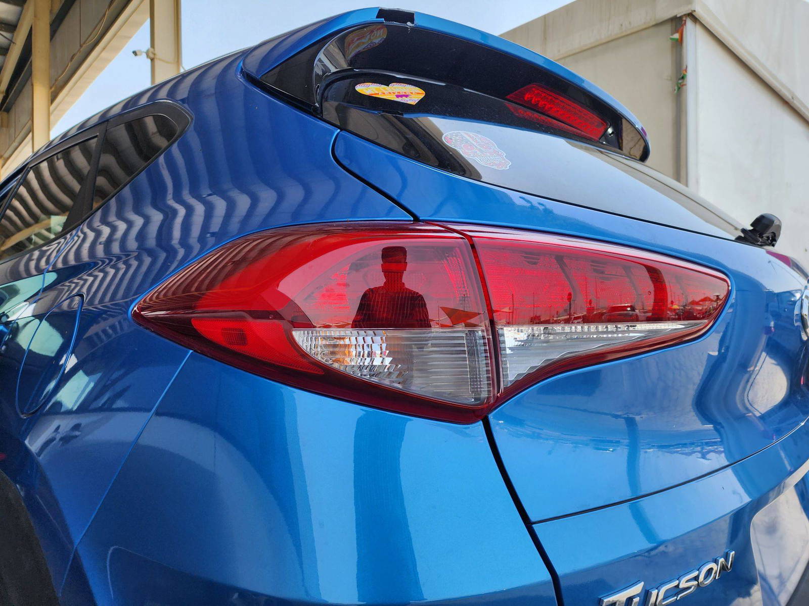 2018 HYUNDAI TUCSON — 32414 Miles — Lot 605035 — Souq - Marhaba Auctions Used Cars - Image 9